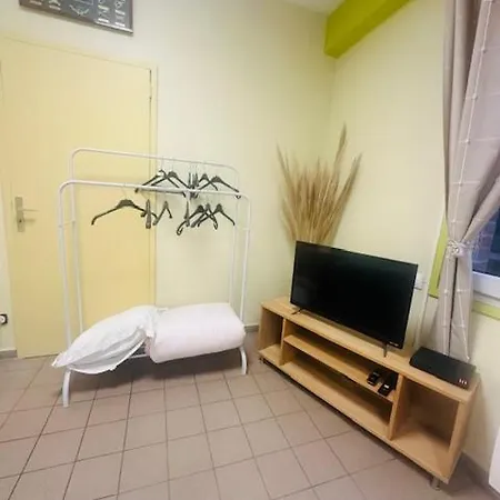 Loft A Partager 아파트